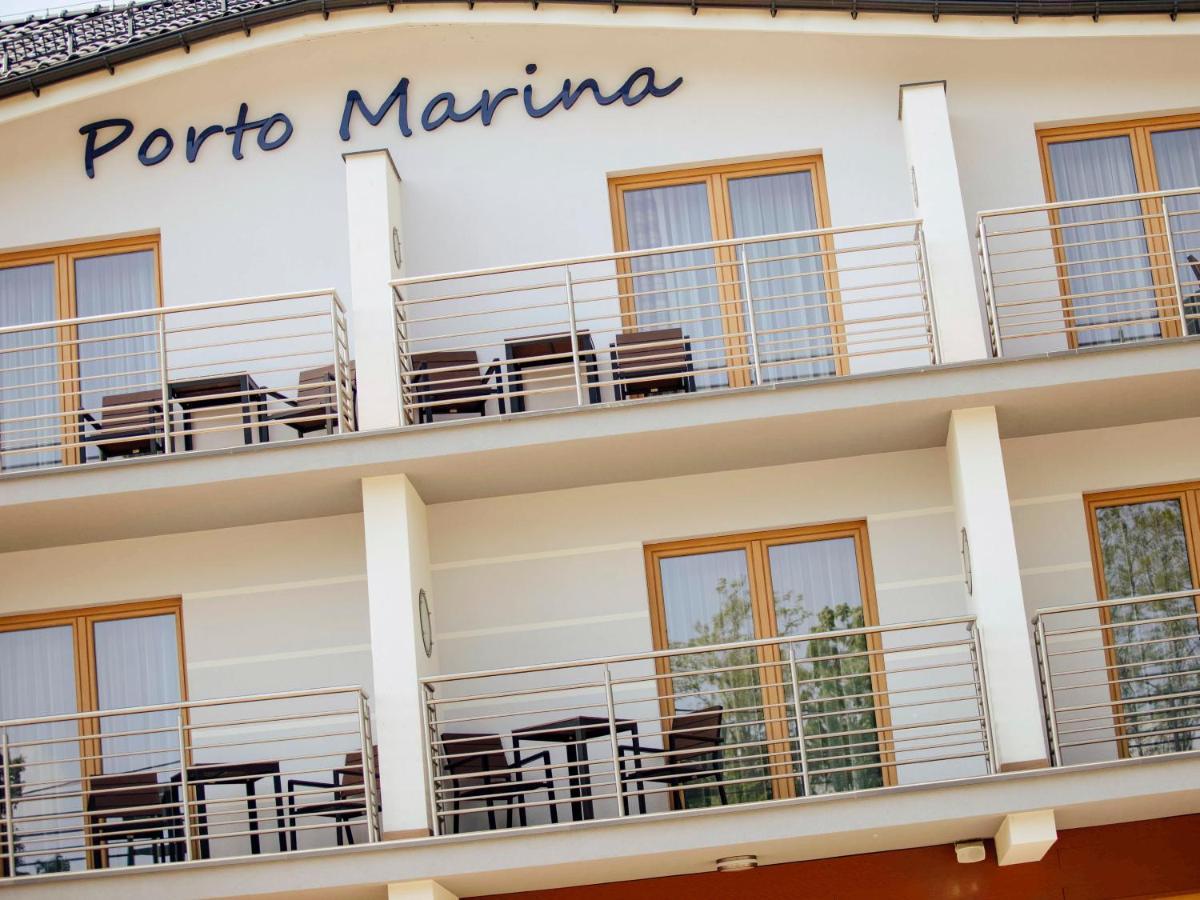 فندق Porto Marina كرينيتا مورسكا المظهر الخارجي الصورة